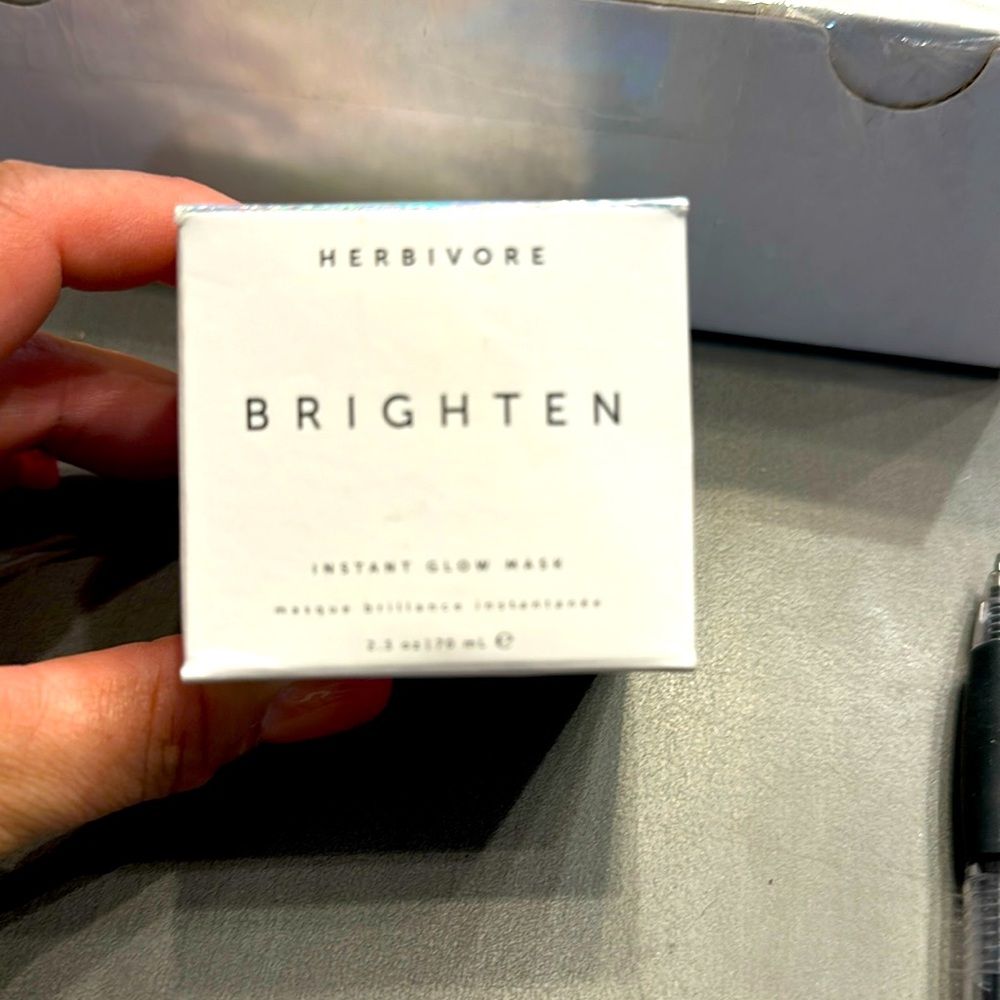 NEW - Herbivore Botanicals Brighten